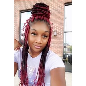 Meet your Posher, Racquel